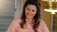 Zoe Perry as Mary (Image via Instagram/@youngsheldoncbs)